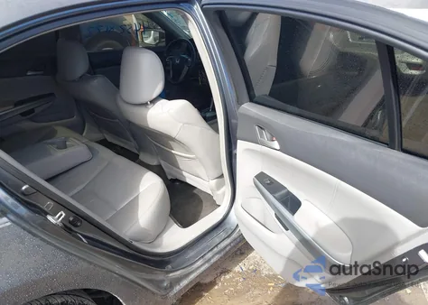 2009 Honda Accord 3.5 Ex-L z USA, uszkodzony, nr VIN 1HGCP368X9A047326